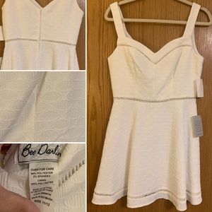 Bee Darlin White Textured Skater Dress with Sweetheart Neckline